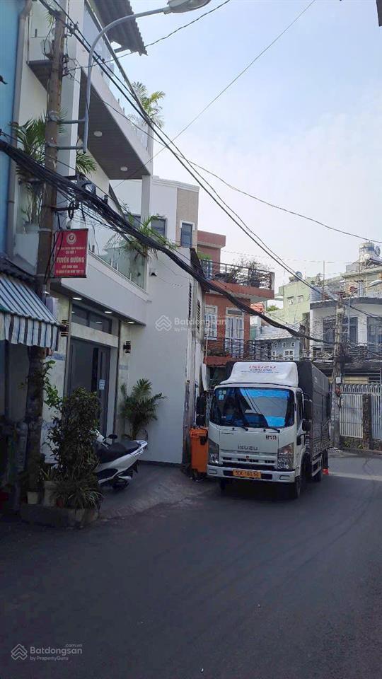 Nhà 3 tầng mt tú mỡ, gò vấp thông ra phan văn trị chỉ 50m, dt25m2 giá chỉ 4,39 tỷ còn bớt lộc!