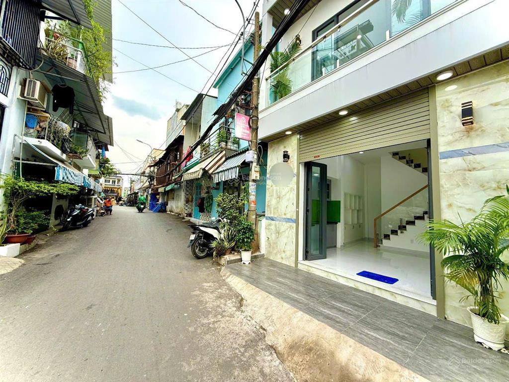 Nhà 3 tầng mt tú mỡ, gò vấp thông ra phan văn trị chỉ 50m, dt25m2 giá chỉ 4,39 tỷ còn bớt lộc!