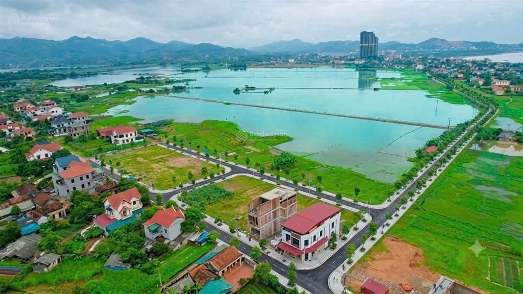Bán đất tại bảo yên, 2,2* tỷ, 100m², mặt tiền 5m, đường rộng 13,5m