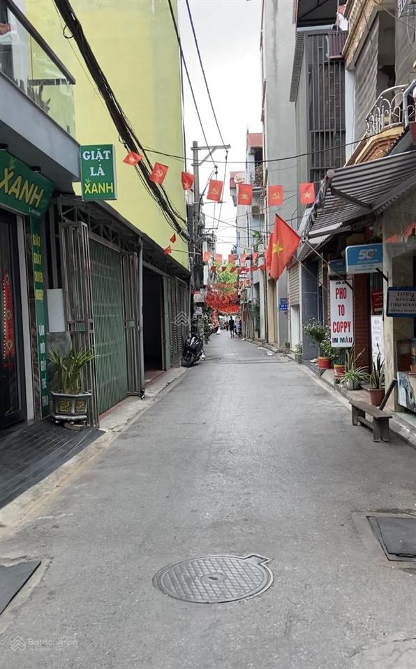Nhà nguyên căn 200m 4 tầng 4pn 2 mặt tiền ô tô đỗ cửa | chỉ 9,9tr (long biên)
