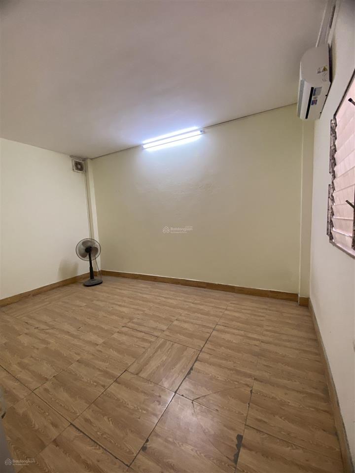Chính chủ cho thuê nhà nguyên căn thoáng mát, 150m2, 101 thanh nhàn, hn, hơn 7 triệu
