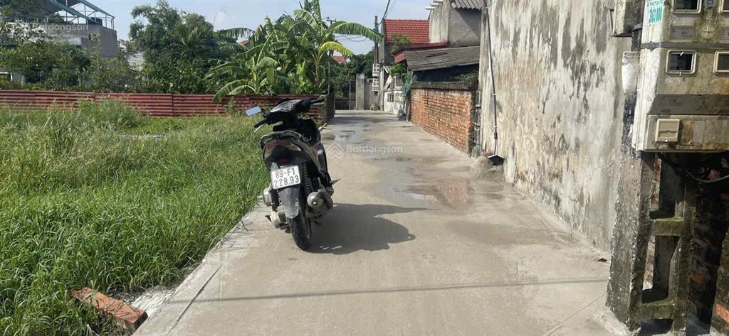 Chủ gửi lô góc hai mặt tiền tại thôn hòa lạc, xã hòa phong, thị xã mỹ hào, diện tích 56,3m2