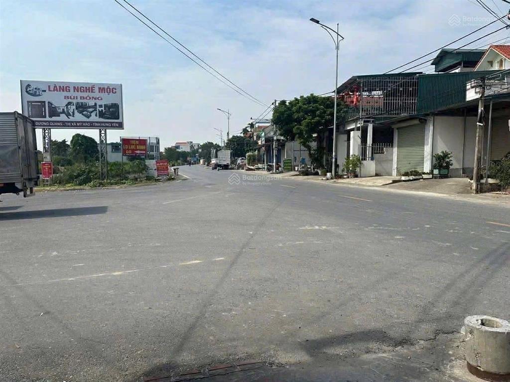 Giãn dân dương quang  thi xã mỹ hào tỉnh hưng yên lô áp góc cực đẹp
diện tích 77,5m2