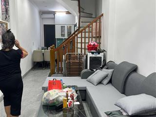 Bán nhà tại tdp cẩm sơn mỹ hào hưng yên  vị trí trung tâm, gần kcn ở tiện, cho thuê tốt