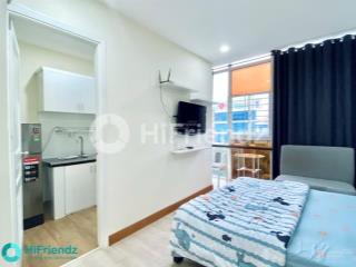 Cho thuê 1phòng ngủ tách bếp full nội thất bancol siêu mới thoáng mát nằm gần vòng xoay ts