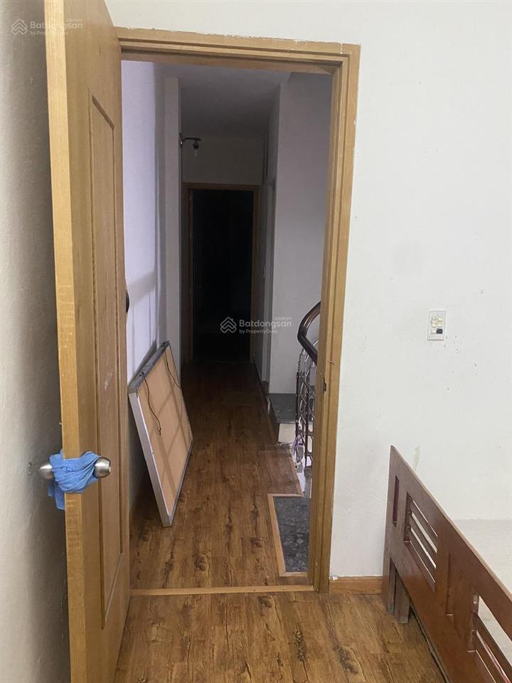 Cho thuê nhà riêng số 26 ngõ 479/53 lĩnh nam (0913 224 ***)