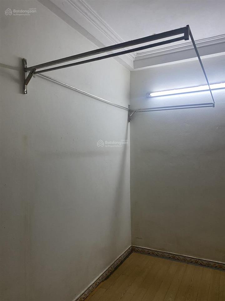 Cho thuê nhà riêng số 26 ngõ 479/53 lĩnh nam (0913 224 ***)