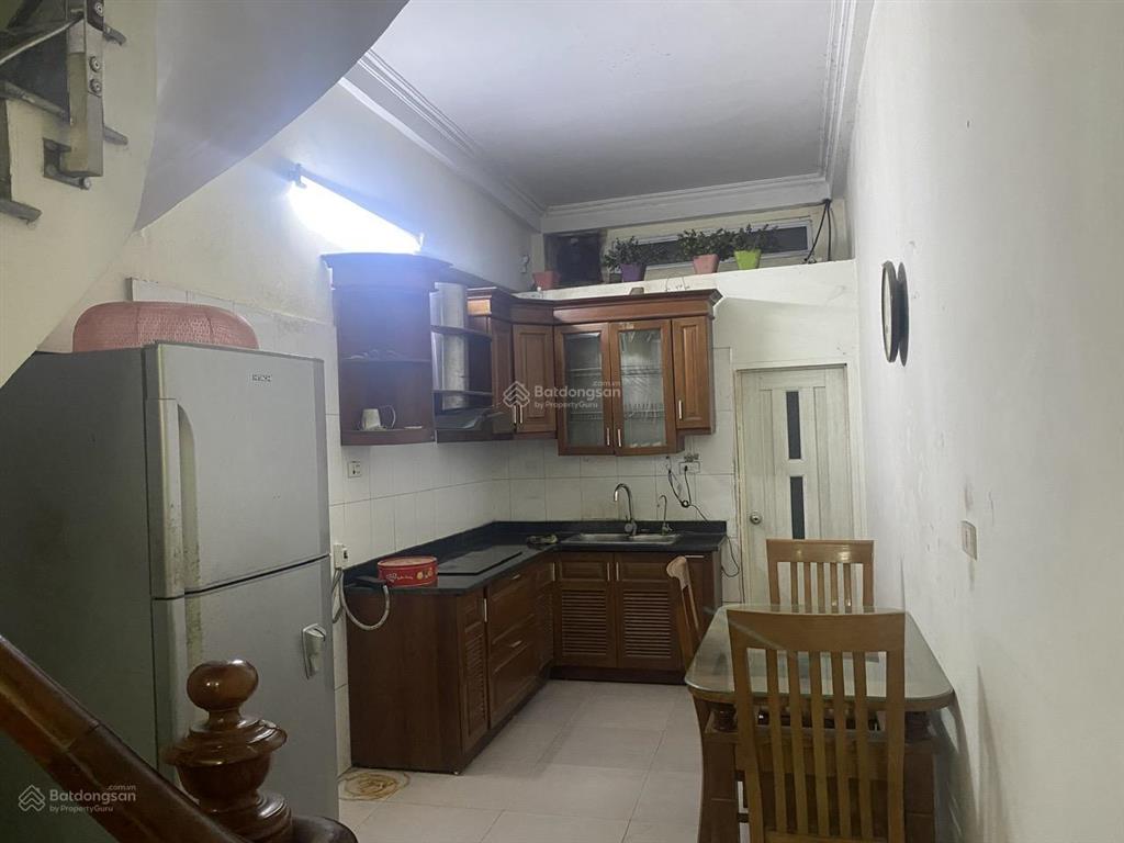 Cho thuê nhà riêng số 26 ngõ 479/53 lĩnh nam (0913 224 ***)