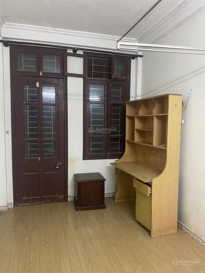 Cho thuê nhà riêng số 26 ngõ 479/53 lĩnh nam (0913 224 ***)