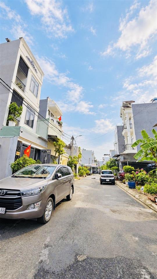 Bán nhà 4 tầng  hẻm 1502 nguyễn duy trinh, long trường  không ngập, không lỗi  giá 6,4 tỷ tl