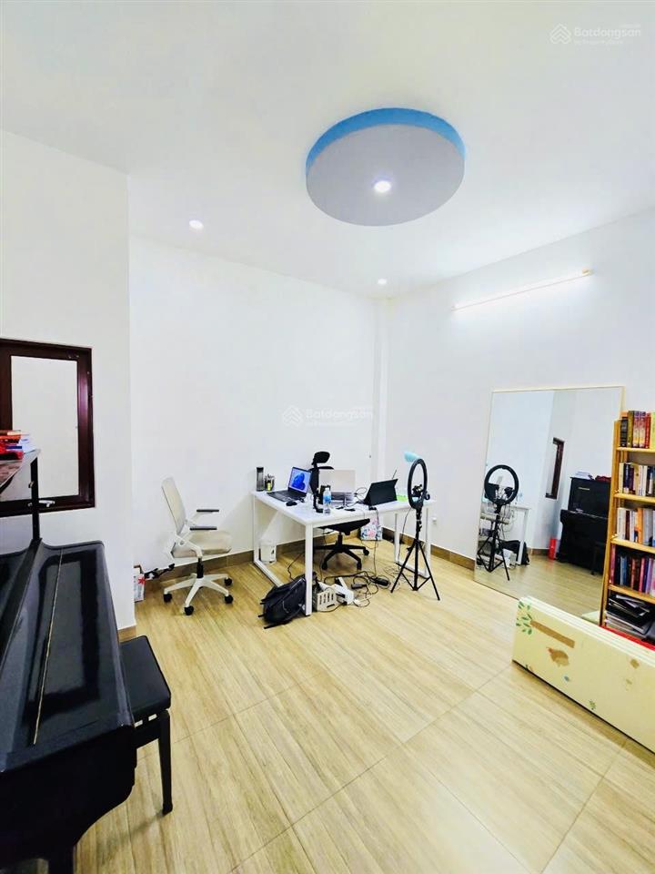Bán nhà 1 trệt 2 lầu  trường lưu, long trường  hoàn công đủ, kiên cố  4.7 tỷ tl