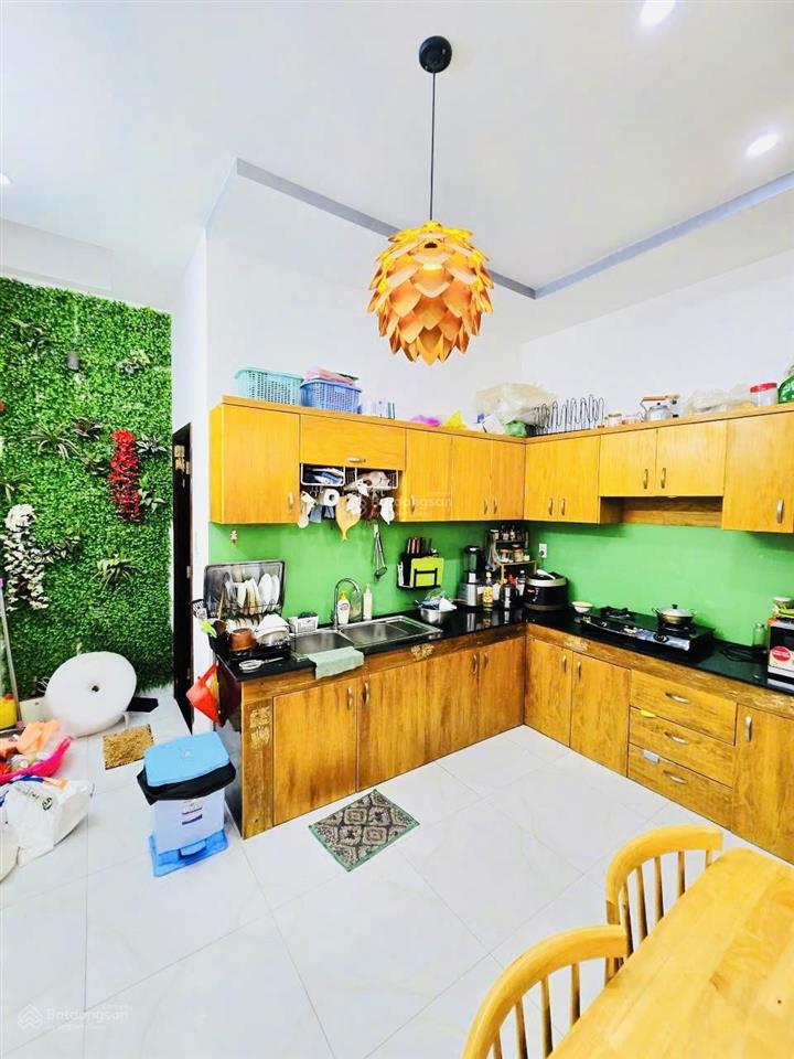 Bán nhà 1 trệt 2 lầu  trường lưu, long trường  hoàn công đủ, kiên cố  4.7 tỷ tl