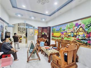 Nhà 3 tầng nguyễn tuyển, bình trưng tây, quận 2  ngang 4,3m dài 21m  giá 8,99 tỷ