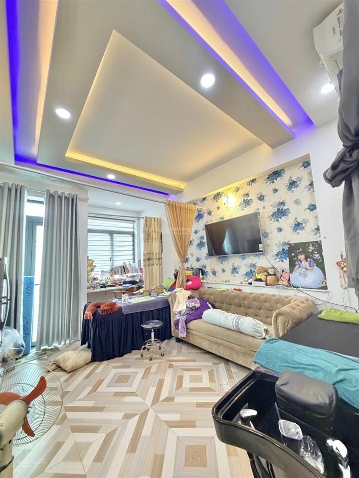 Nhà 4 tầng thạnh mỹ lợi, quận 2  ô tô 7 chỗ đậu trong nhà  giá 9,5 tỷ