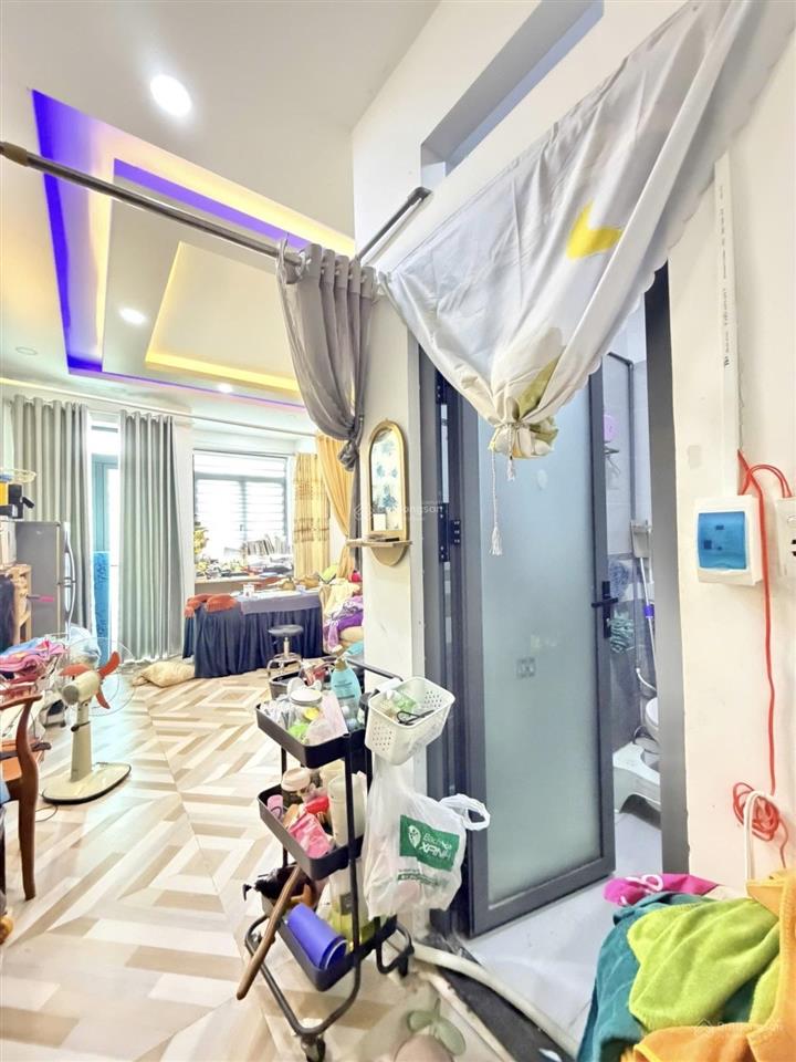 Nhà 4 tầng thạnh mỹ lợi, quận 2  ô tô 7 chỗ đậu trong nhà  giá 9,5 tỷ