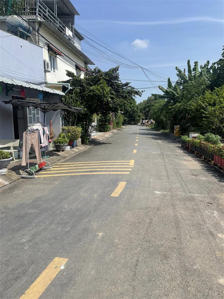 Bán đất mặt tiền đường nhựa 12m ngang 5x18m giá 5 tỷ Đường Đông Thạnh 7-3