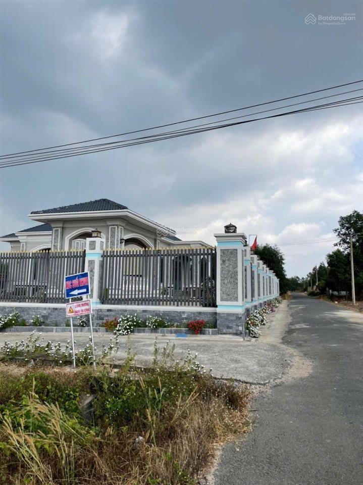 Đất 3 mặt tiền, 202m2, ngang 6m, tx phú mỹ, 1,3 tỷ