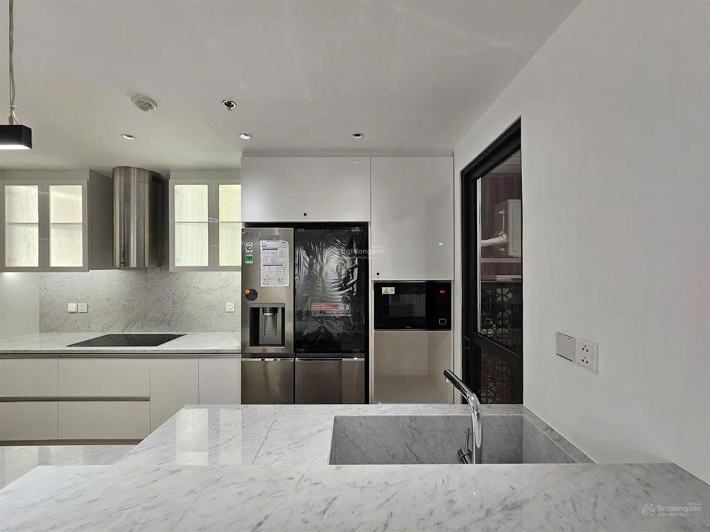 Cho thuê căn hộ 3pn, 2wc full nội thất phân khu masteri centre point giá 26tr/th