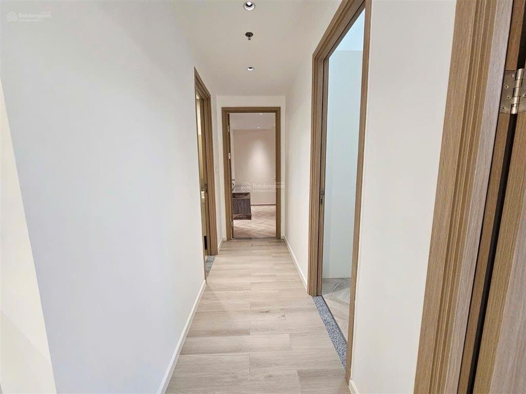 Cho thuê căn hộ 3pn, 2wc full nội thất phân khu masteri centre point giá 26tr/th