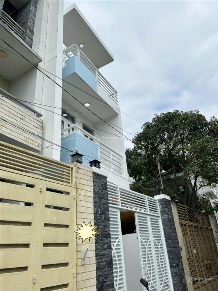 Bán nhà 3 tầng 4x15,5m, ô tô vào nhà, đường số 5, bình trưng tây, giá 6,9 tỷ