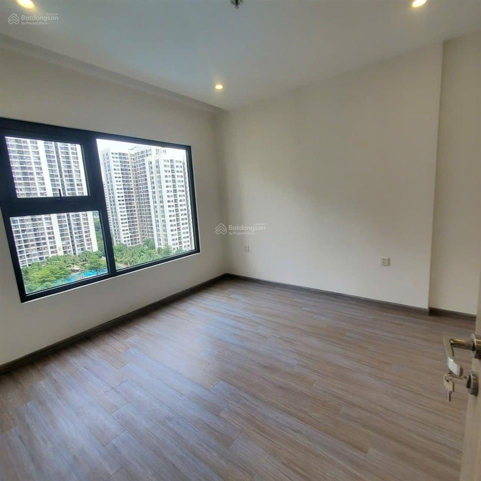 Cho thuê căn 81m2  3pn  2wc tòa s6 tầng trung giá 8tr/thview hồ bơi  phân khu origami  nhà mới