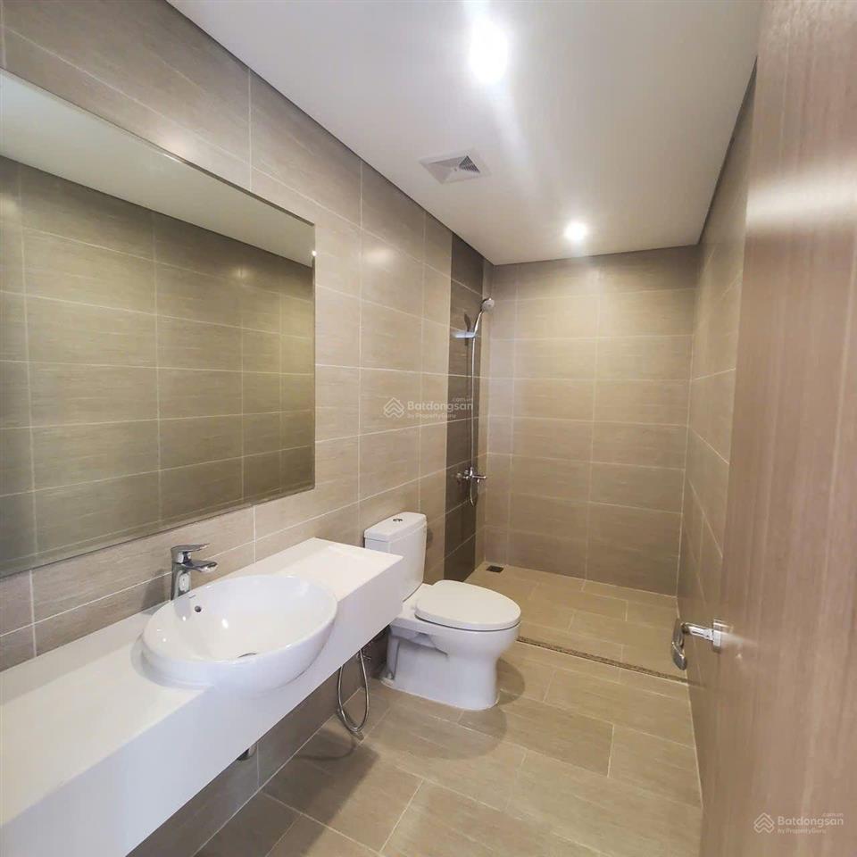 Cho thuê căn 81m2  3pn  2wc tòa s6 tầng trung giá 8tr/thview hồ bơi  phân khu origami  nhà mới
