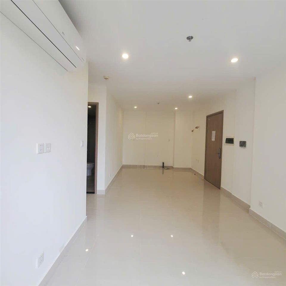 Cho thuê căn 81m2  3pn  2wc tòa s6 tầng trung giá 8tr/thview hồ bơi  phân khu origami  nhà mới