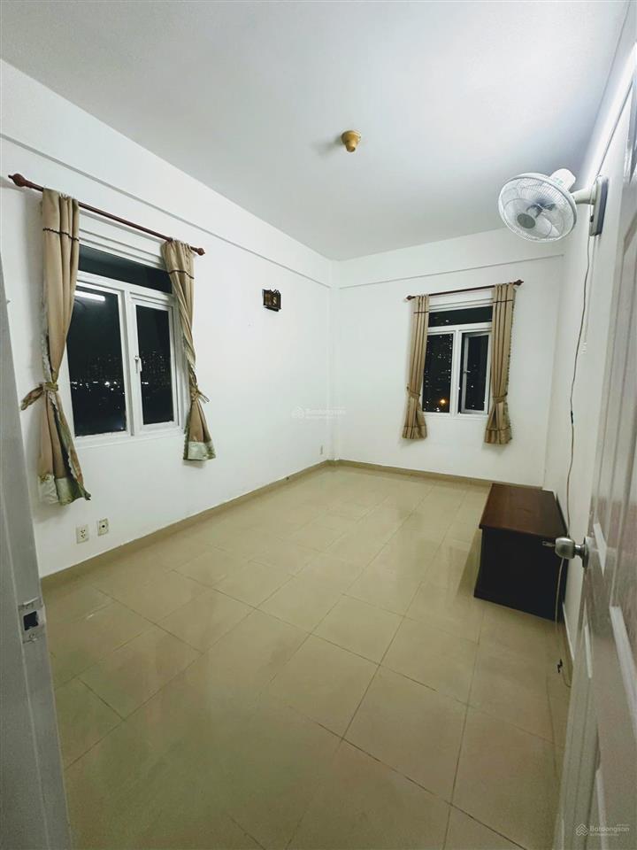 Cần bán gấp căn góc 80m2  2pn 2wc mặt tiền song hành, view land mark 81 chỉ 5,4 tỷ tl