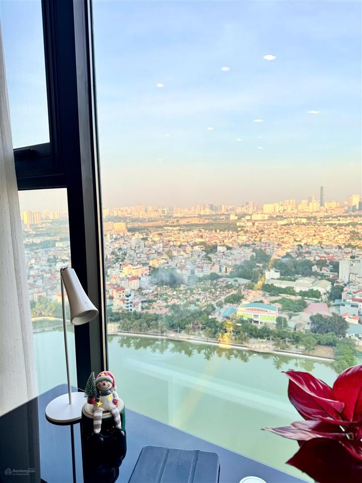Chính chủ bán căn 3pn  80m2 cc masteri, view hồ, nhà đẹp full đồ, hướng mát, smart city