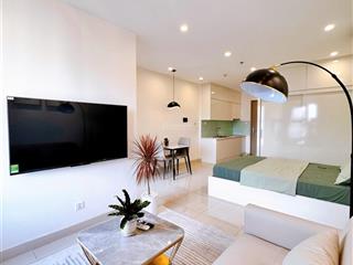 Bán gấp studio 31.8m2, full đồ xịn, 2 tỷ 250, gần hồ, đông nam, vin smart city, đã giảm thêm 100tr