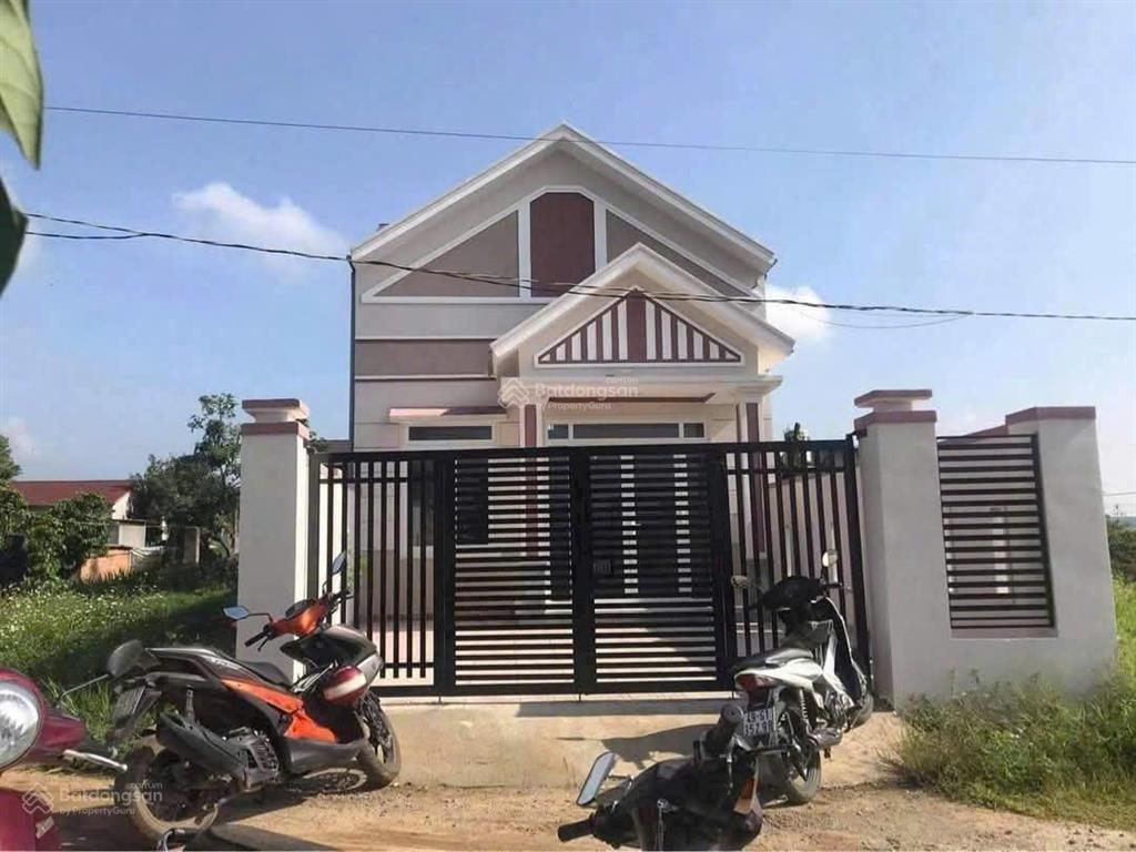 Bán nhà đẹp bảo lâm, vị trí thuận tiện, sân rộng, khu dân cư đông đúc, an ninh tốt, giá tốt