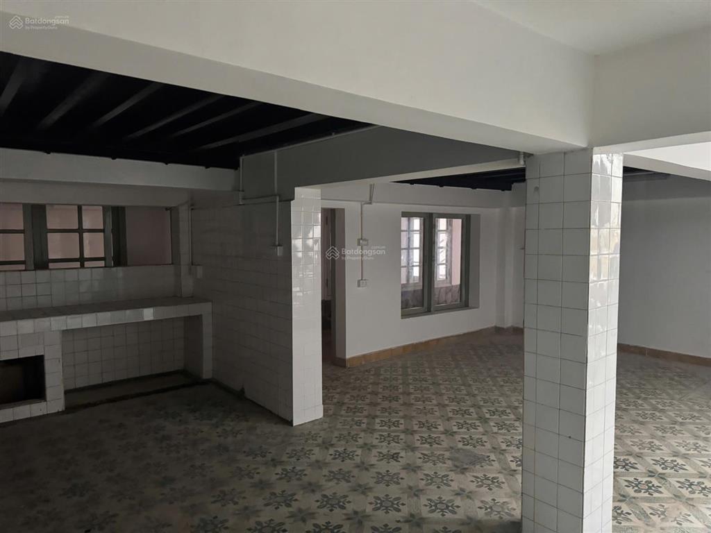 Cho thuê mặt bằng bùi thị xuân 500m view hồ xuân hương đà lạt 150tr/tháng