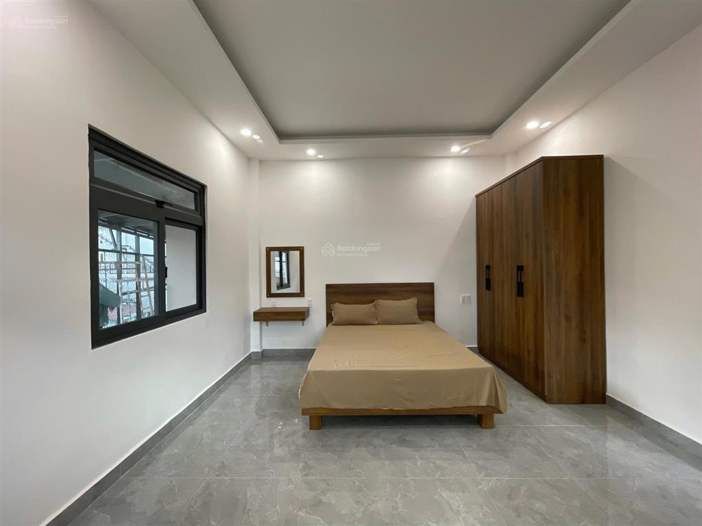 Căn hộ ngã 5 đại học  full nội thất mới
