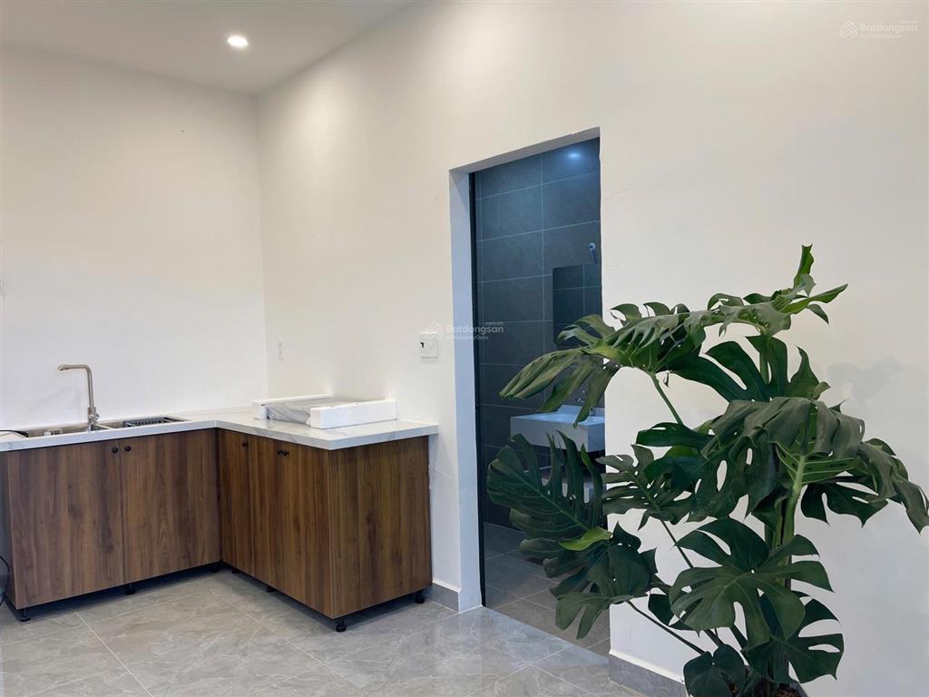 Căn hộ ngã 5 đại học  full nội thất mới