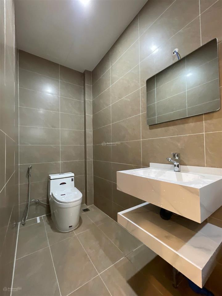 Căn hộ ngã 5 đại học  full nội thất mới