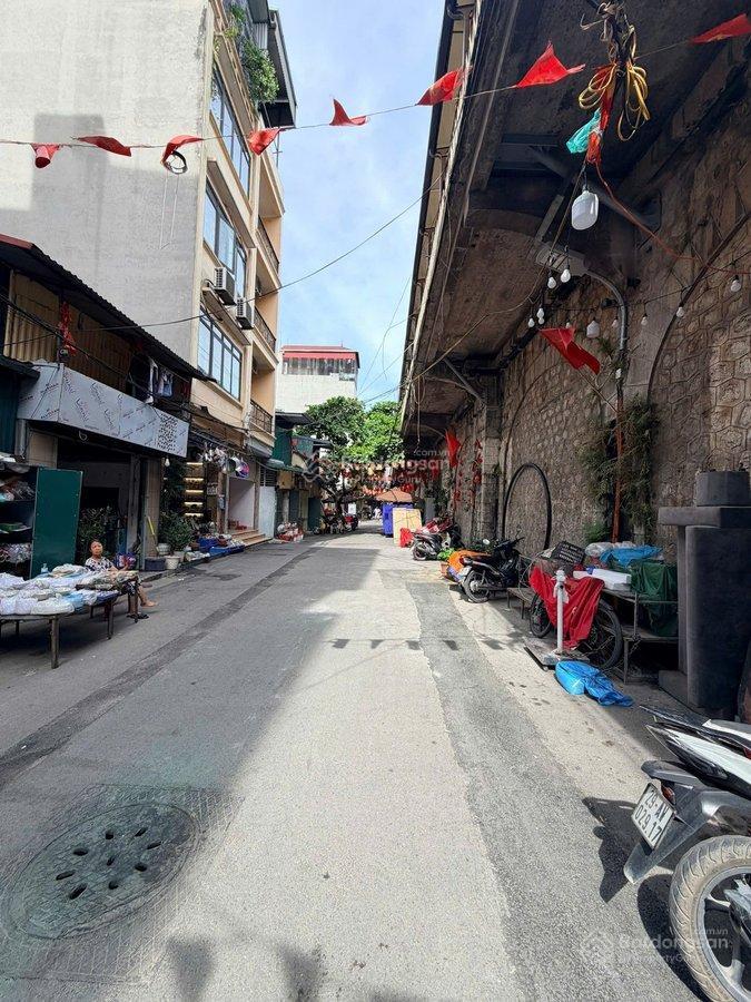 Hàng hiếm phố cổ  lô góc cực thoáng  ngõ thông tứ tung  kinh doanh đỉnh  sát chợ đồng xuân
