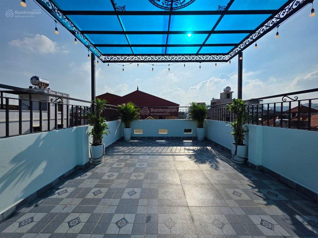 Siêu phẩm nhà đẹp 5 tầng thang máy  ngõ ô tô tránh  vừa ở vừa kinh doanh giá cực hợp lý