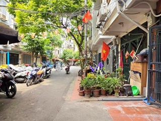 Bán nhà đẹp trung tâm đống đa  sân rộng thoáng vĩnh viễn