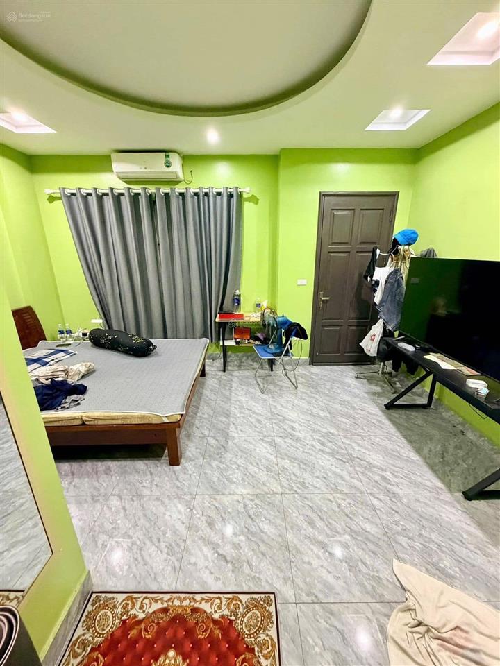 Nhà đội cấn  ngọc hà vài chục mét ra phố, 30m ra ô tô, sẵn ở luôn