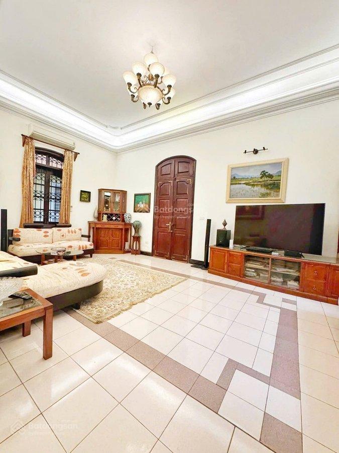 Biệt thự siêu vip  lô góc 3 mặt thoáng  ô tô ngủ sân  40m ra phố  sổ đẹp
