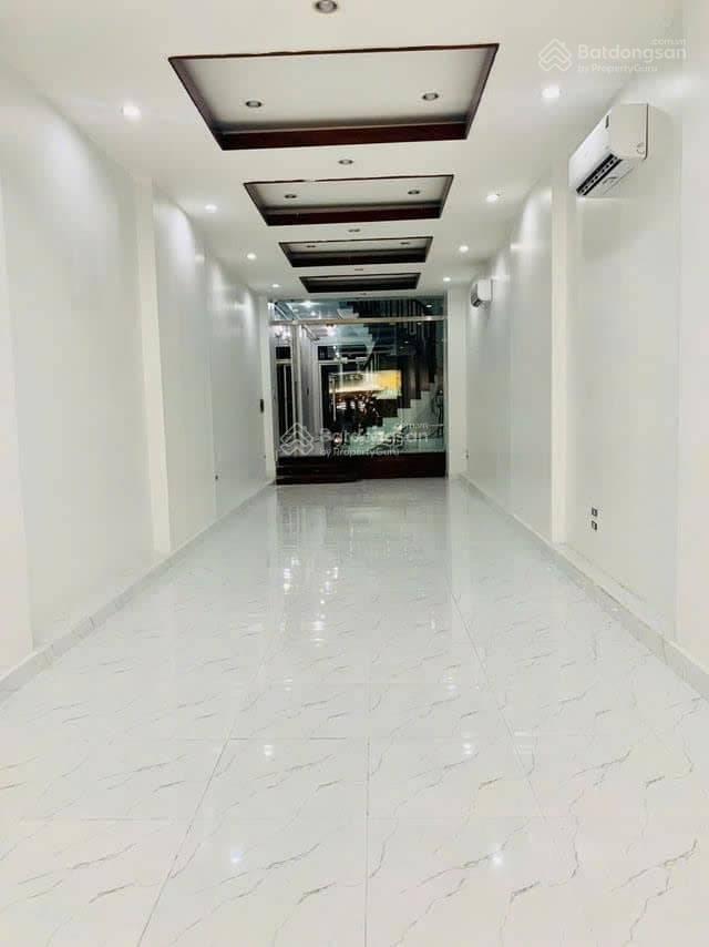 Cực hiếm mặt phố hào nam  tòa nhà 7 tầng thang máy  2 thoáng  dòng tiền 122tr/tháng