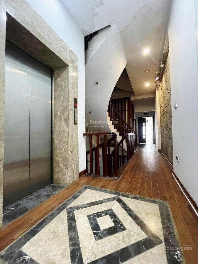 Cực hiếm mặt phố hào nam  tòa nhà 7 tầng thang máy  2 thoáng  dòng tiền 122tr/tháng