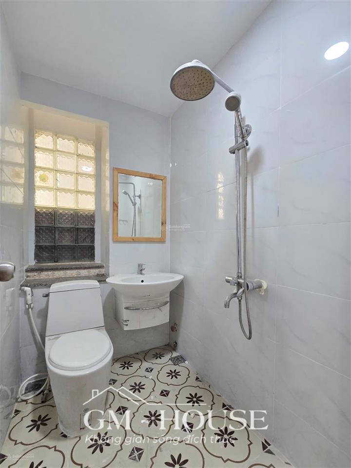 Siêu rộng hơn 30m2 ở đường nguyễn xí, ban công & bếp riêng biệt