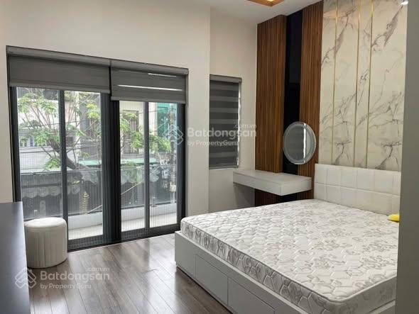 Nhà đẹp 3 tầng  sát sông hàn sơn trà giá 8.15 tỷ