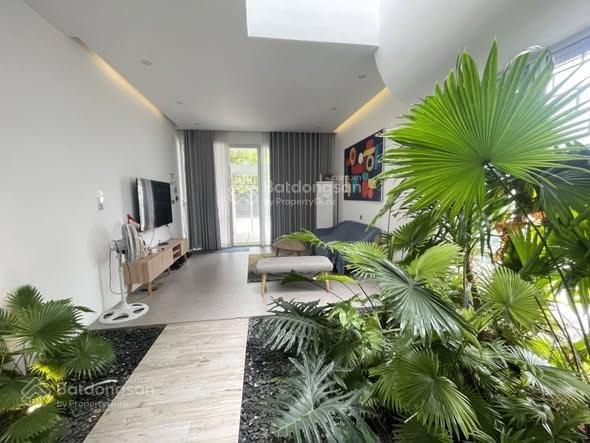 Homestay nam việt á  3 mặt thoáng  dòng tiền 25tr/tháng