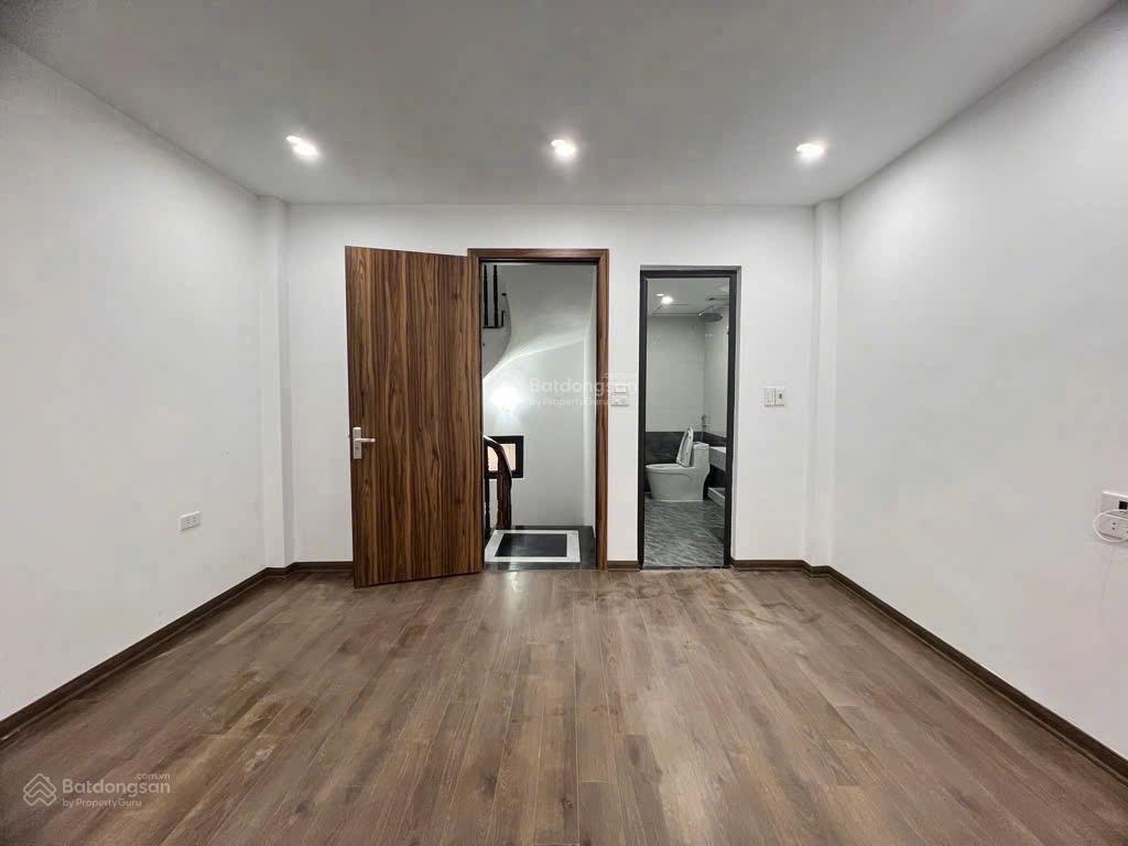 Cho thuê nhà mới nguyên căn ở ngọc thụy