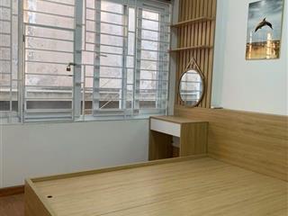 Nhà 4 tầng 6 tỷ 3  30m2 ngọc thuỵ trong đê