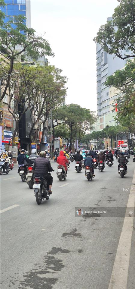 Mặt phố thái hà  thái thịnh. 2 mặt tiền  kinh doanh + mặt tiền khủng. 4t  thông sàn, 80m2