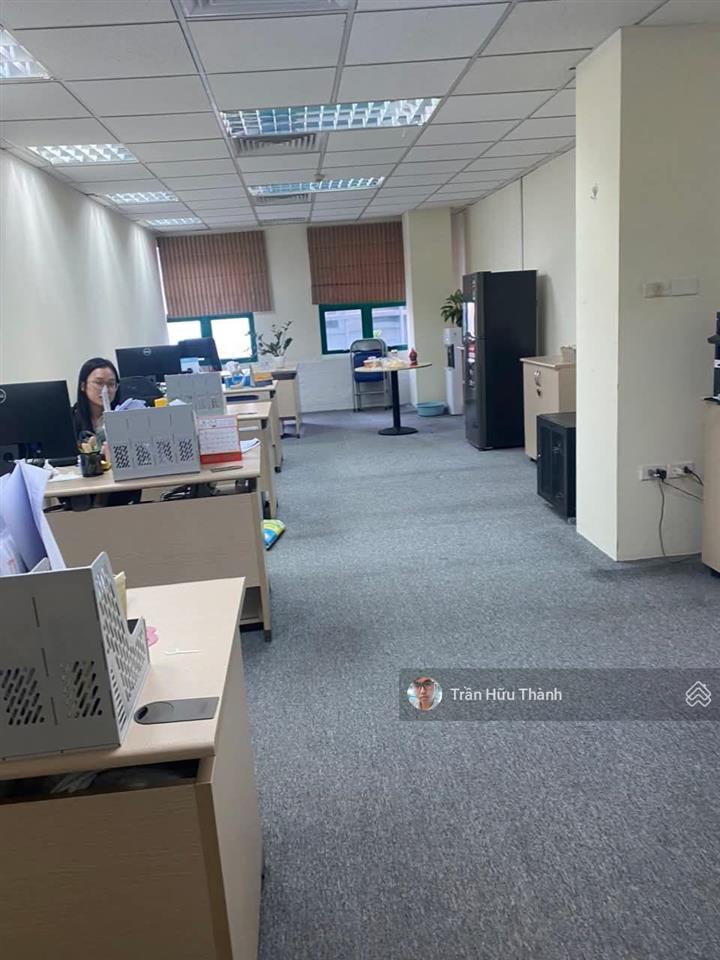 Lô góc  6 tầng  3 mặt thoáng, view hồ. vỉa hè bóng đá. sẵn dòng tiền 150tr/ tháng. giá 5x tỷ