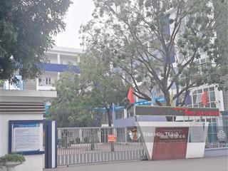 View hồ  4 tầng  kinh doanh. mặt phố bồ đề  lâm du. 81m  ôtô tránh. giá 2x tỷ.